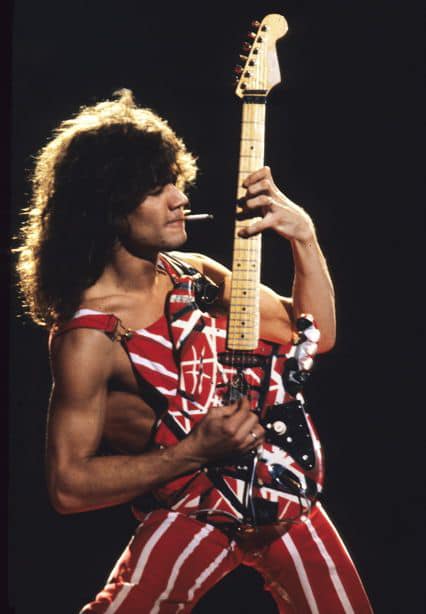 È morto Eddie Van Halen, aveva 65 anni